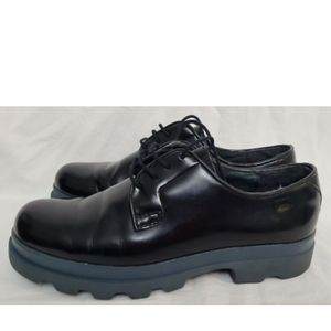 The Camper Mil Platform Oxford in Black